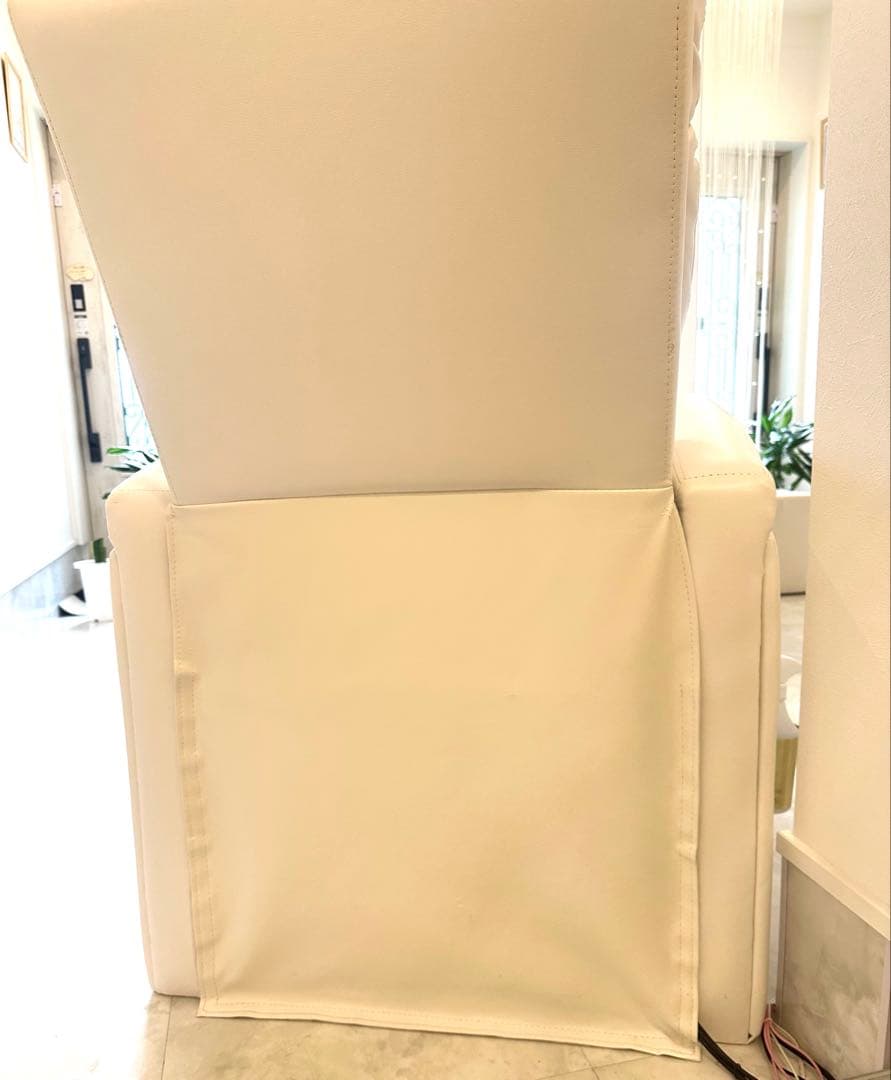 電動リクライニングチェア　SISTA シスタ　ホワイト【送料込み】