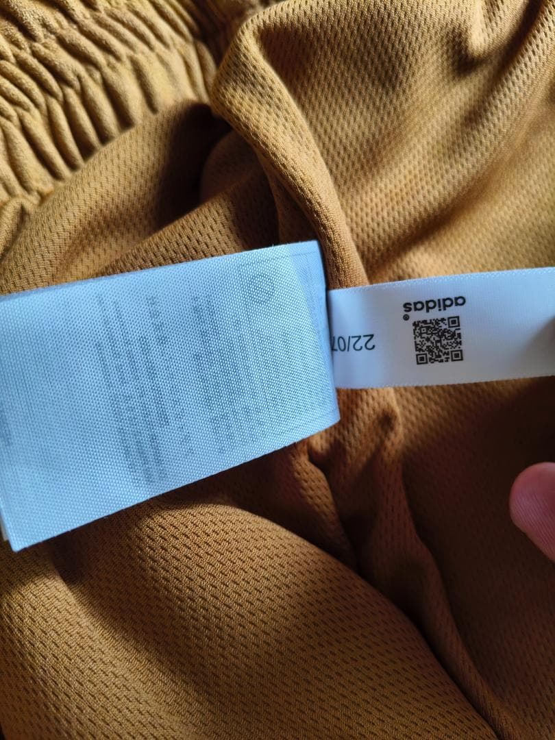 新品 adidasアディダス 中国限定 蛇年トラックジャケット イエロー S