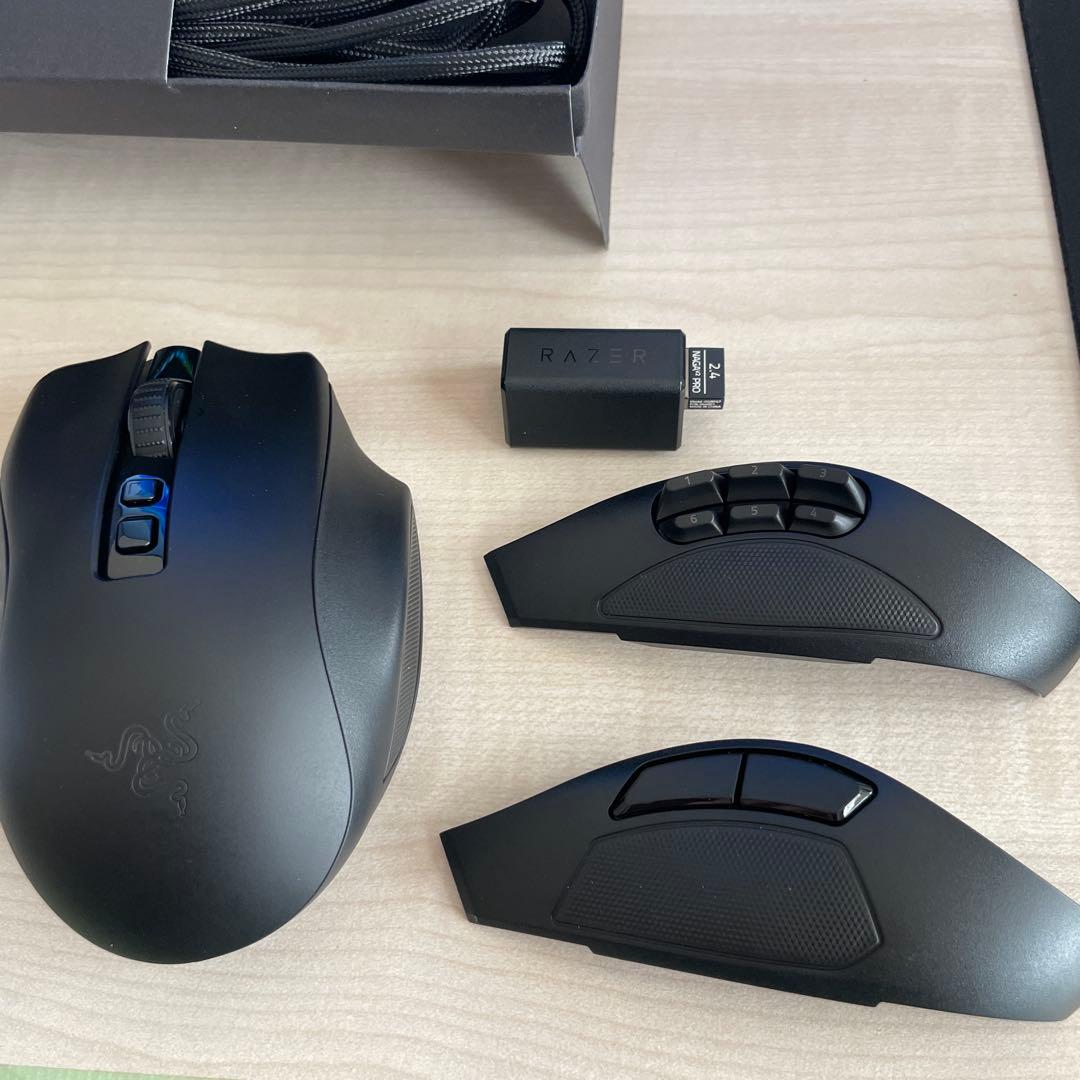 Razer Naga V2 Pro ワイヤレスゲーミングマウス