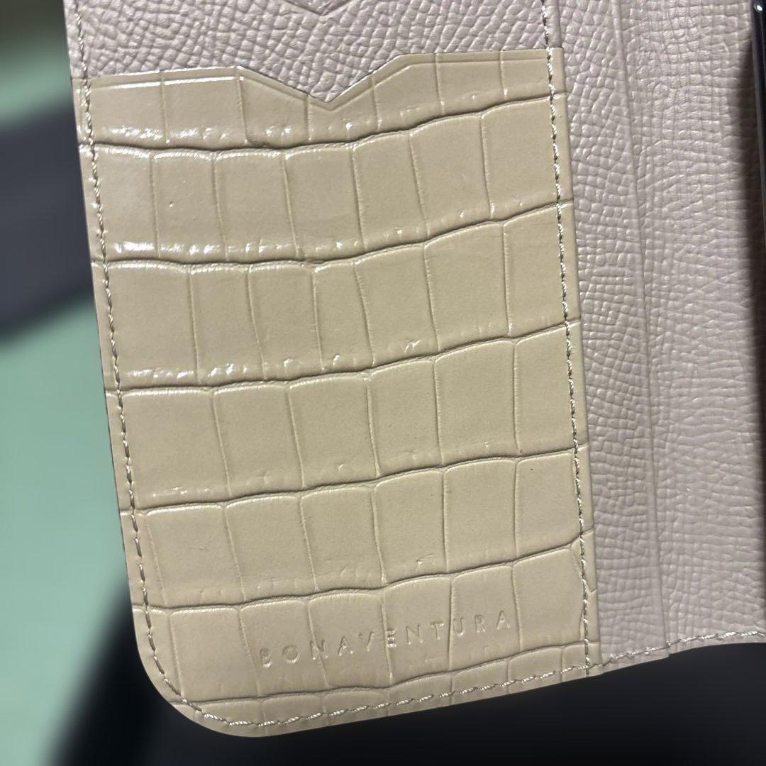 iPhone 15 Plus手帳型ケース ノービレ× エンボスクロコレザー