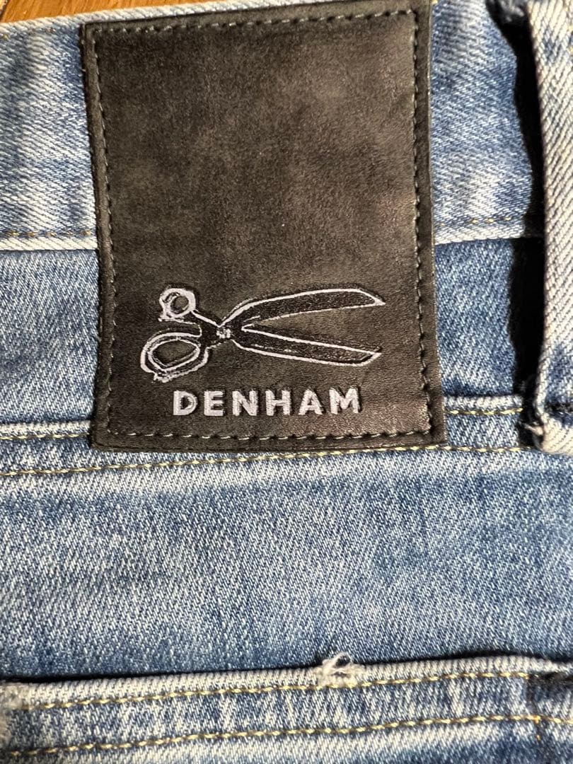 【極美品】DENHAM RAZORW33カンディアーニ製ダメージ加工イタリア生地