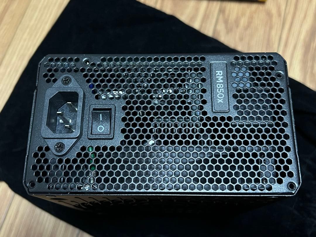 CORSAIR RM850x 850W 電源ユニット