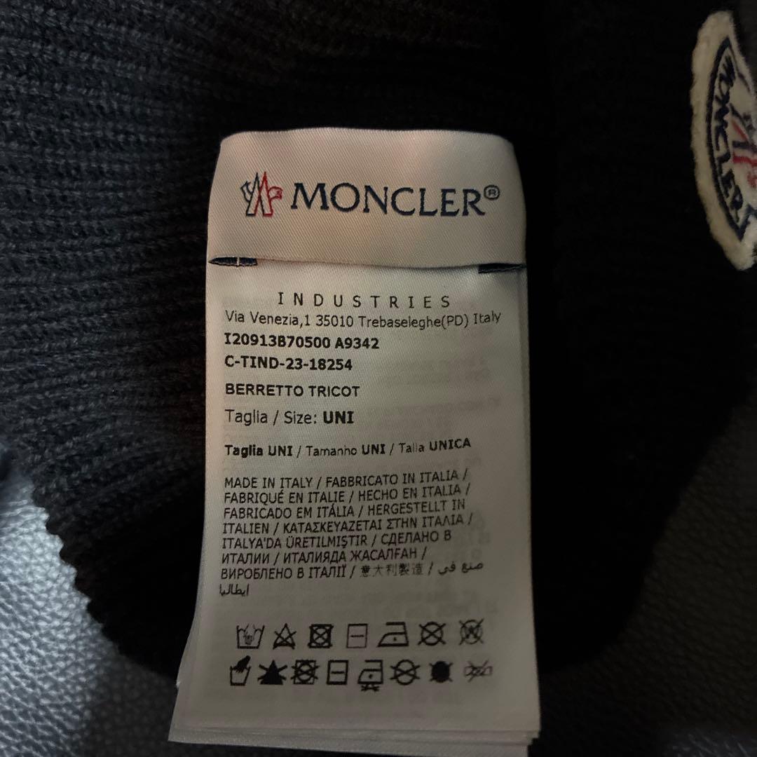 正規品 一回試着のみ MONCLER 黒 ニット帽 箱付き