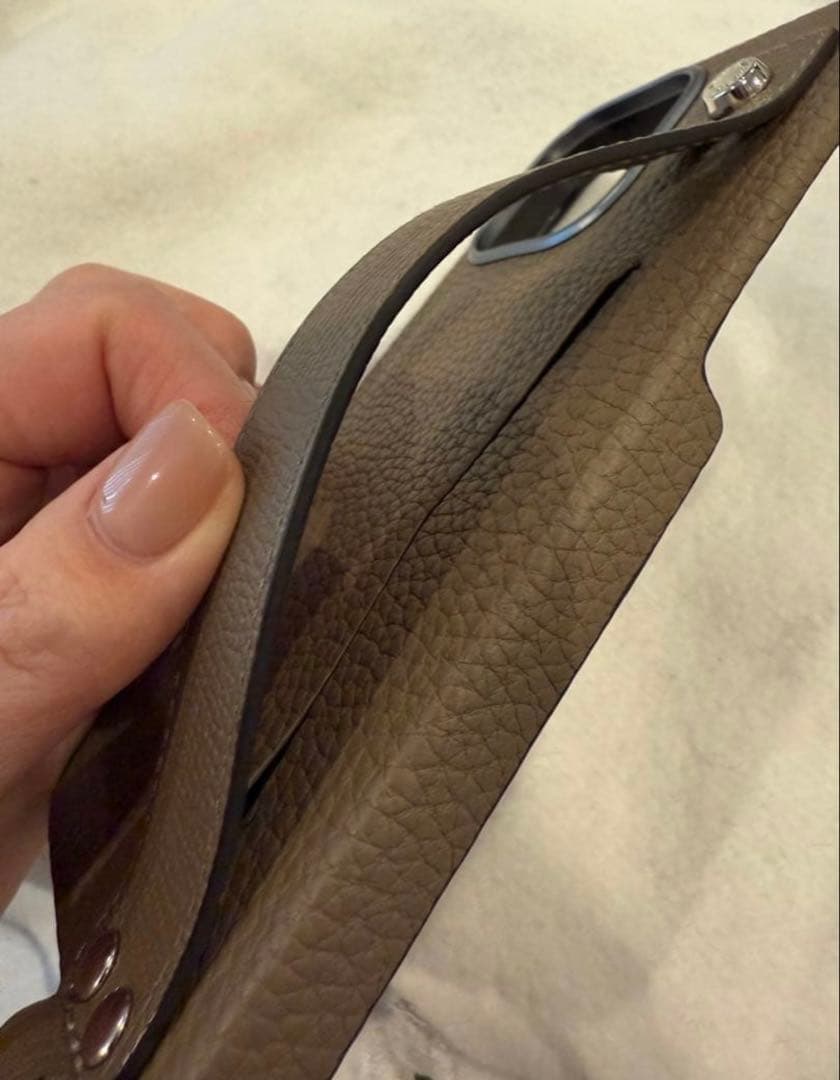 ボナベンチュラ　スマホケース　iPhone15 Pro Max