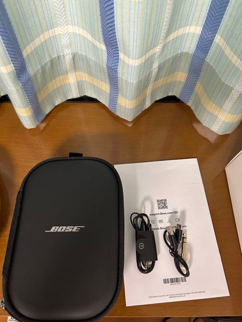 Bose QuietComfort headphones と6.35変換プラグ