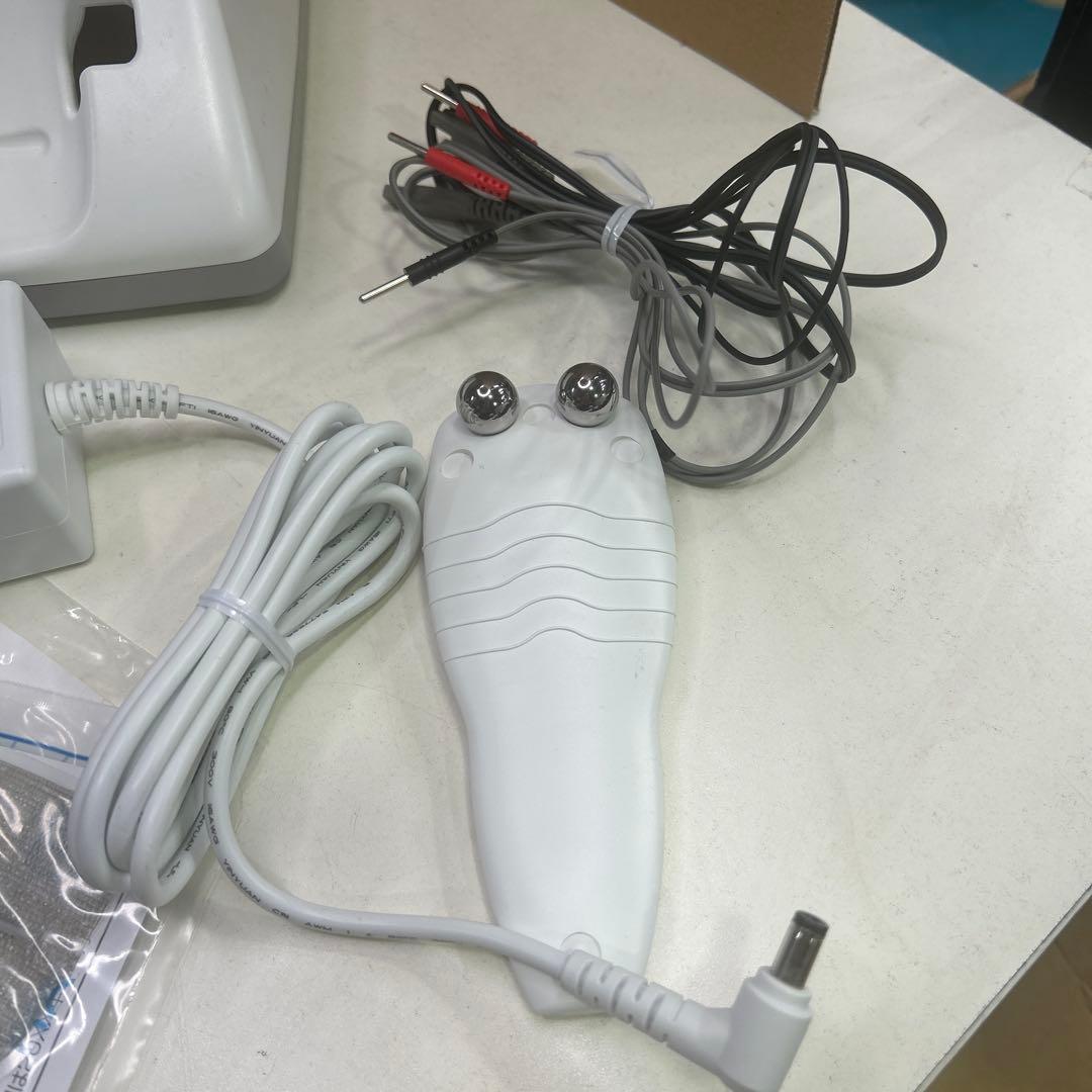 5791 伊藤超音波株式会社　TwinBeat ツインビートR エステ美顔器