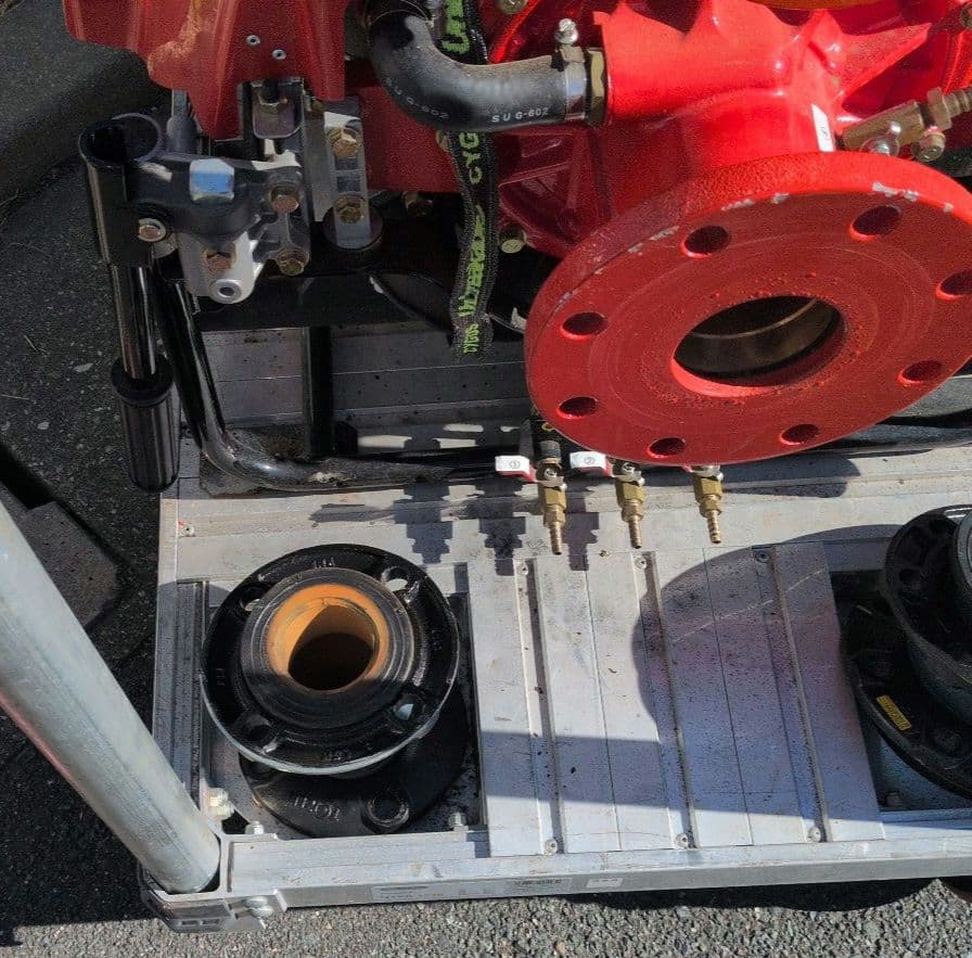 TOHATSU LE2000A 散水・消火エンジンポンプ 　トーハツ