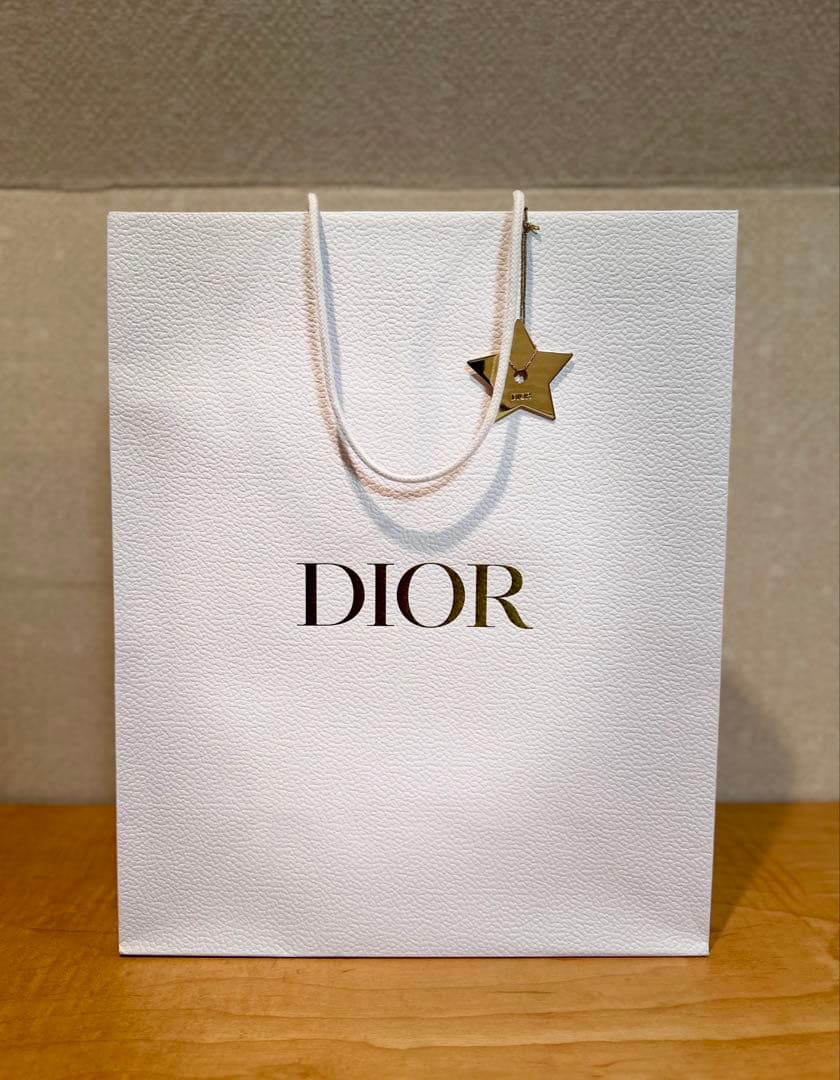 最安値 ディオール アドベント カレンダー 2025