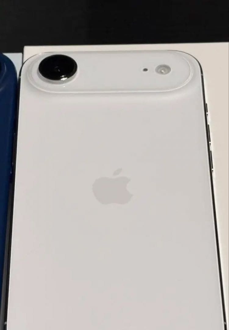 Apple iPhone シルバー 本体 Beatsケース付き