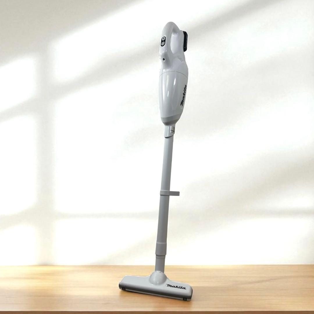 makita 充電式クリーナCL108FD