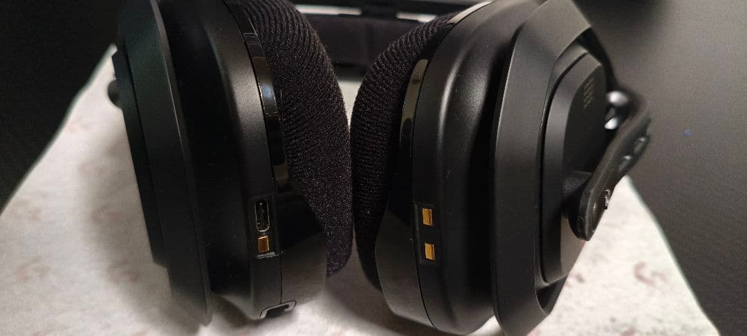 ゲーミングヘッドセット ASTRO A50 X LIGHTSPEED