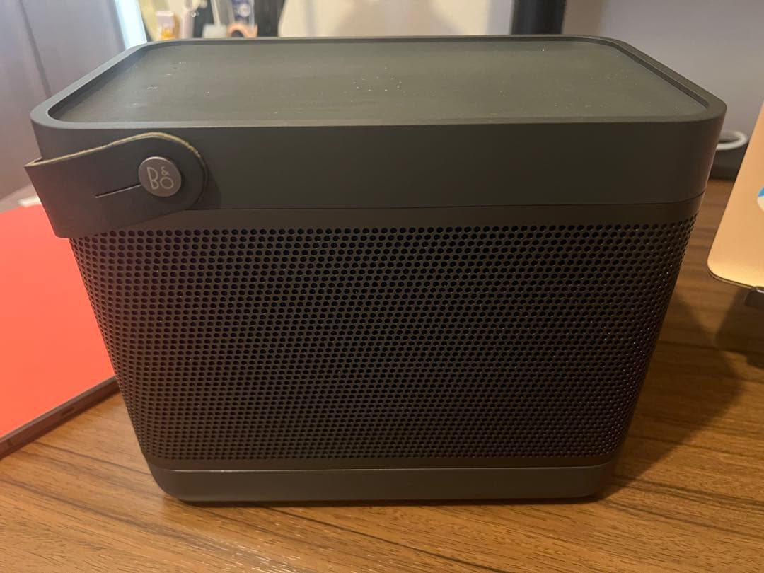 Bang & Olufsenのbluetooth スピーカーBeolit20