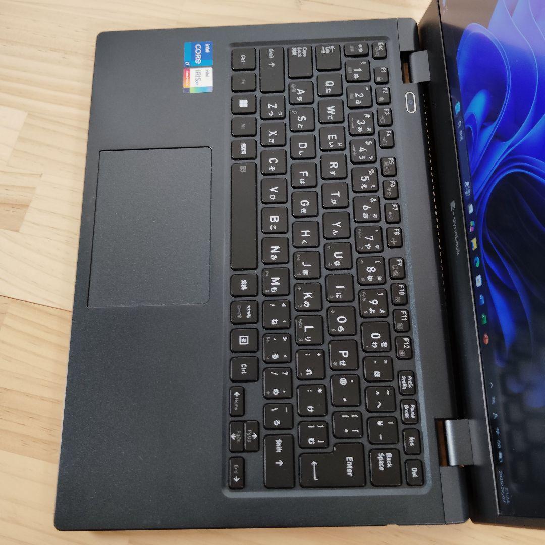 美品 爆速 Dynabook G83/HS 第11世代i7搭載 16GB 512