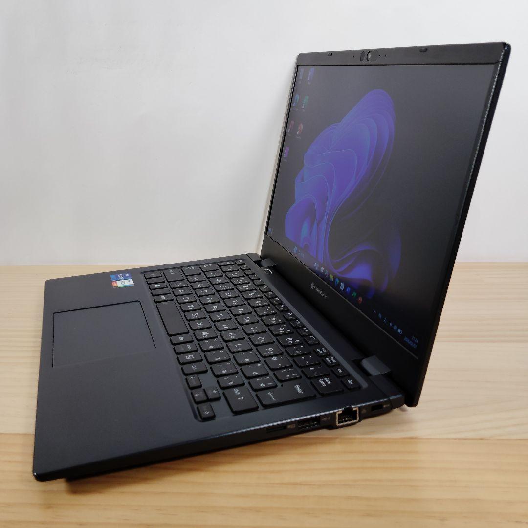 美品 爆速 Dynabook G83/HS 第11世代i7搭載 16GB 512