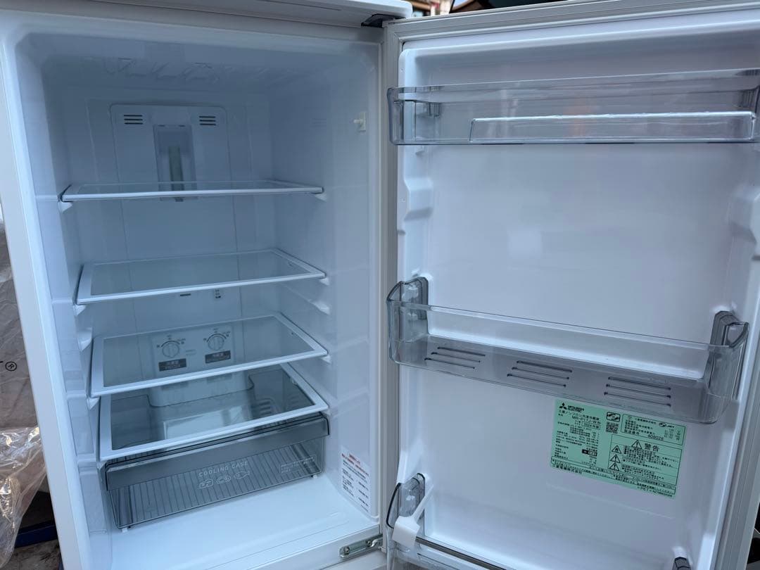 【極美品】2024年製 三菱 冷蔵庫 MR-P17J-W