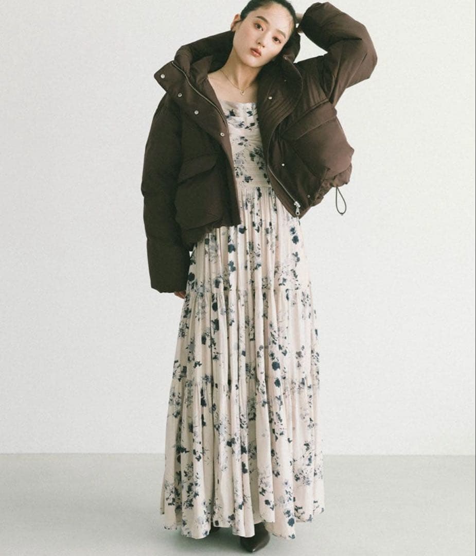 大人気完売 ココディール シャーリングティアードフラワーワンピース