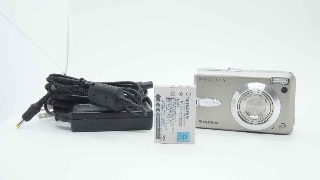 【Y2250】 FUJIFILM Finepix F30 フジフィルム