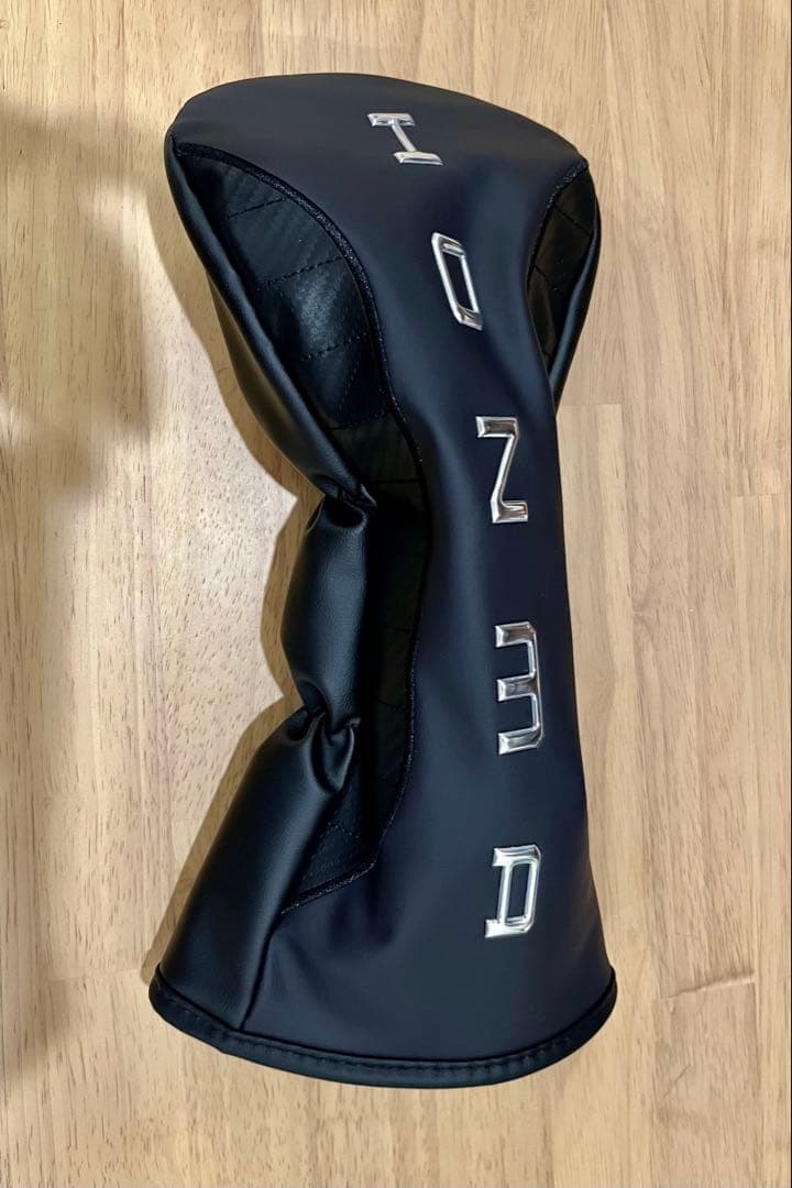 TW777 MAX 9.0° ホンマ　ヘッドとカバー