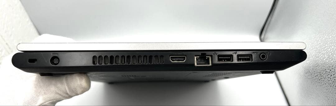 Dell Inspiron 15 3000 ノートPC i3-4030U 1.9