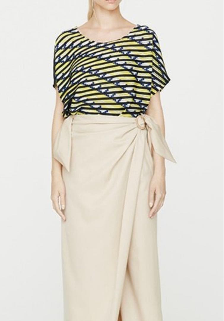 猛暑に‼️超美品❗️ISSEI MIYAKE 上品で素敵なアシンメトリーチュニック❣️