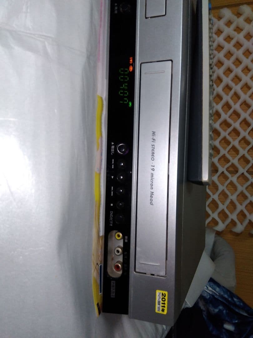 LG 　DVDプレイヤー　ビデオ　カセット　レコーダー 中古 DVCR−B300