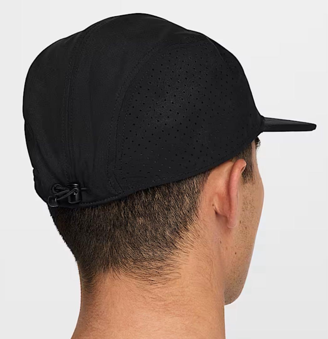 ナイキ ACG 取り外し可能なケープ付き フライ キャップ M/Lサイズ