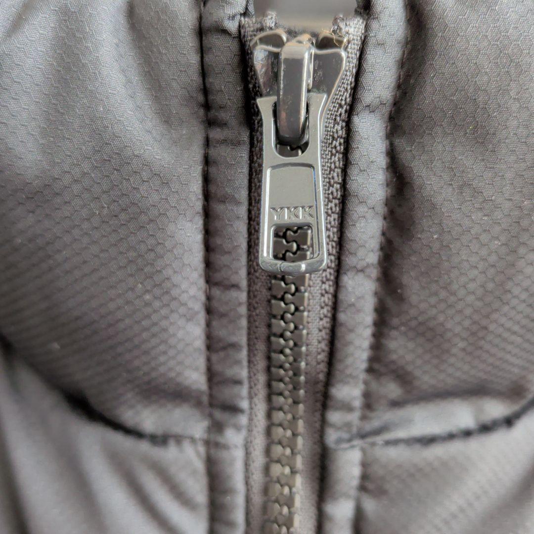 NIKE ブラック ダウンベスト