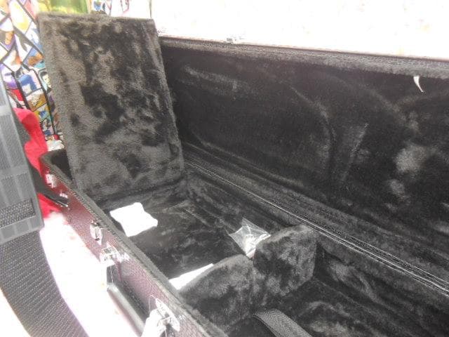 新品未使用(送料無料)11.980円三線専用N肩紐付き一丁入ふかふかハードケース