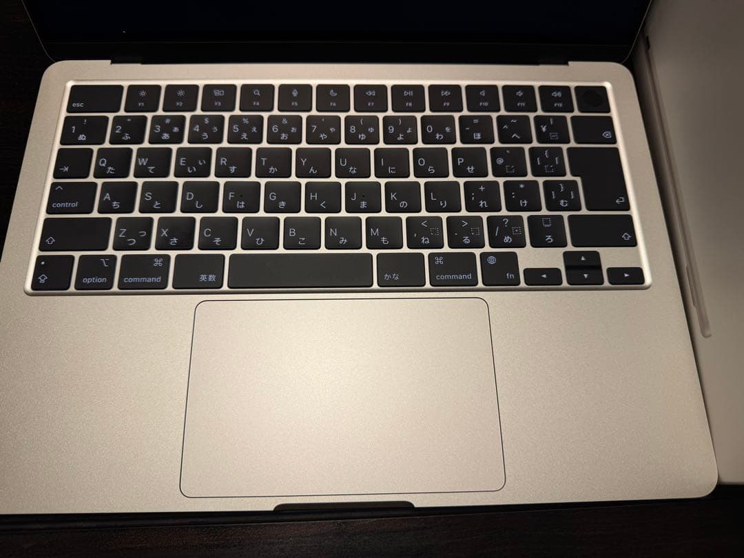 ほぼ新品Apple MacBook Air本体M2 16GB/256GB