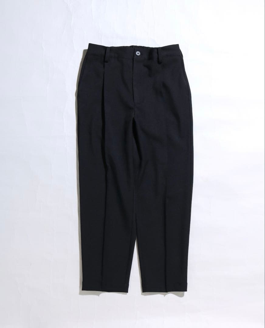 MBローラインテーパードスラックス