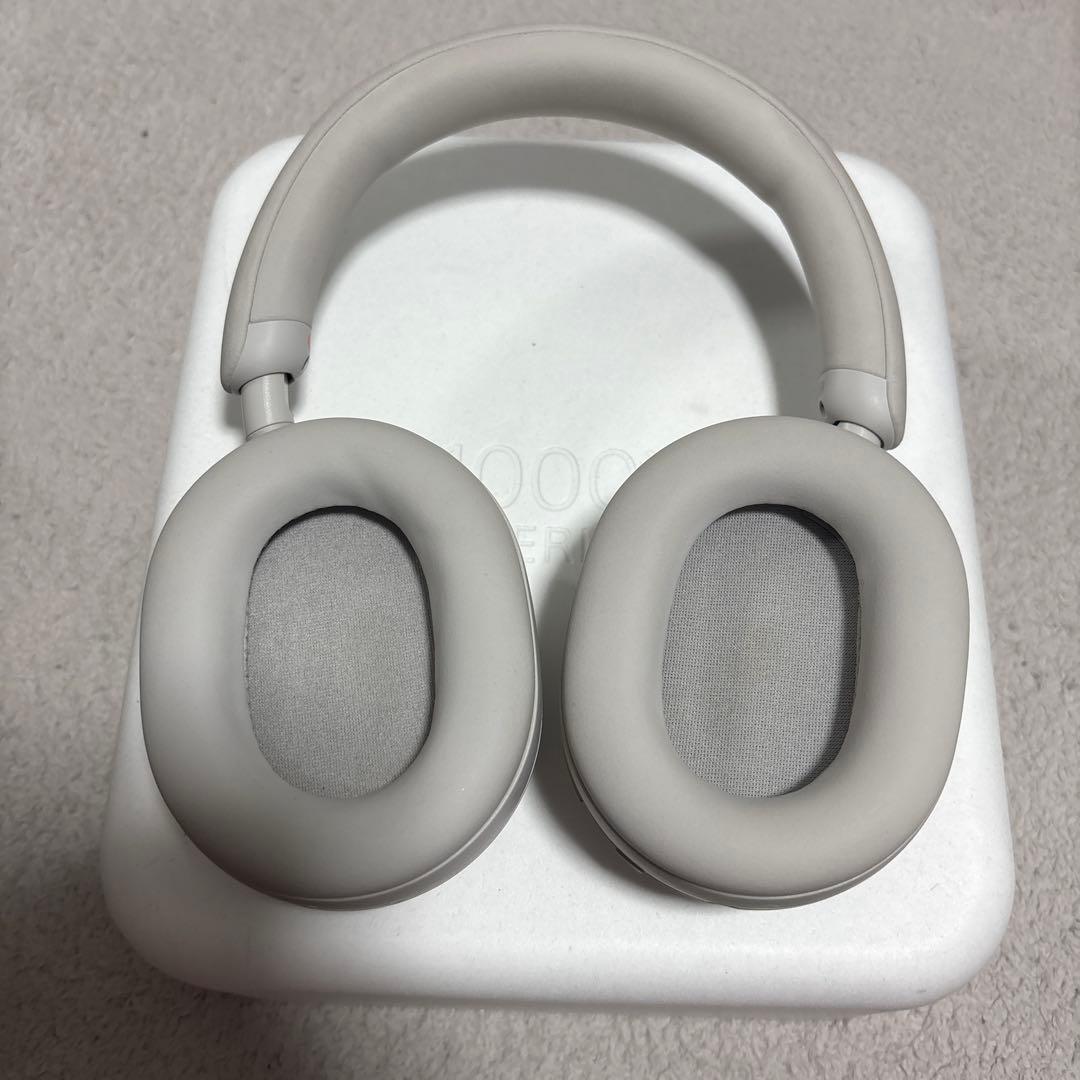 sony ワイヤレスヘッドフォン　wh-1000xm5 ホワイト