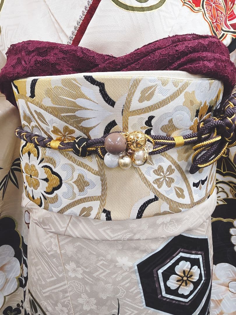 【157~170センチぐらいの方が適応サイズ】振袖フルセット　玉城ティナベージュ