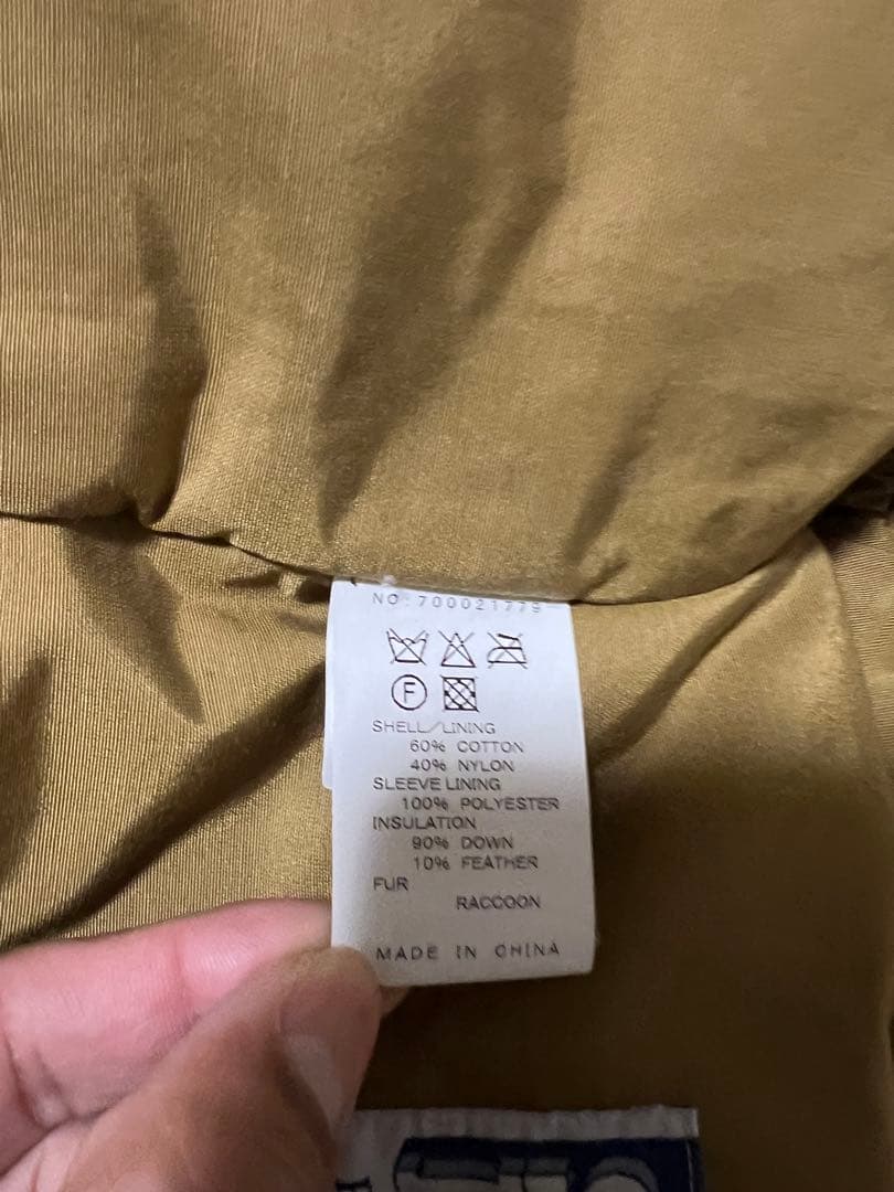 マウントレイニアデザイン　黒　M リアルファー　ハリウッドランチマーケット