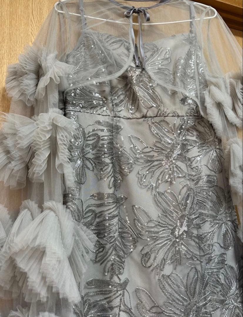 leja フリルチュールスリーブリボンIラインワンピースドレス　M