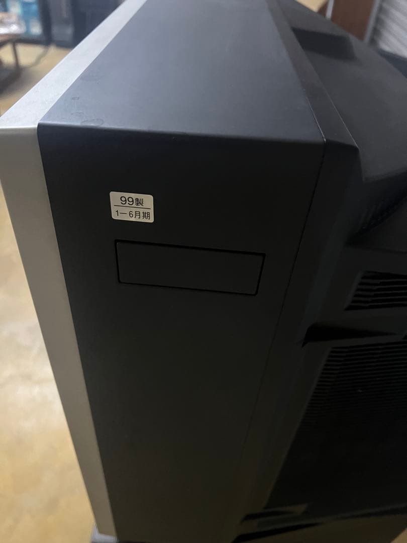 Sony ブラウン管テレビ 1999年製 29型