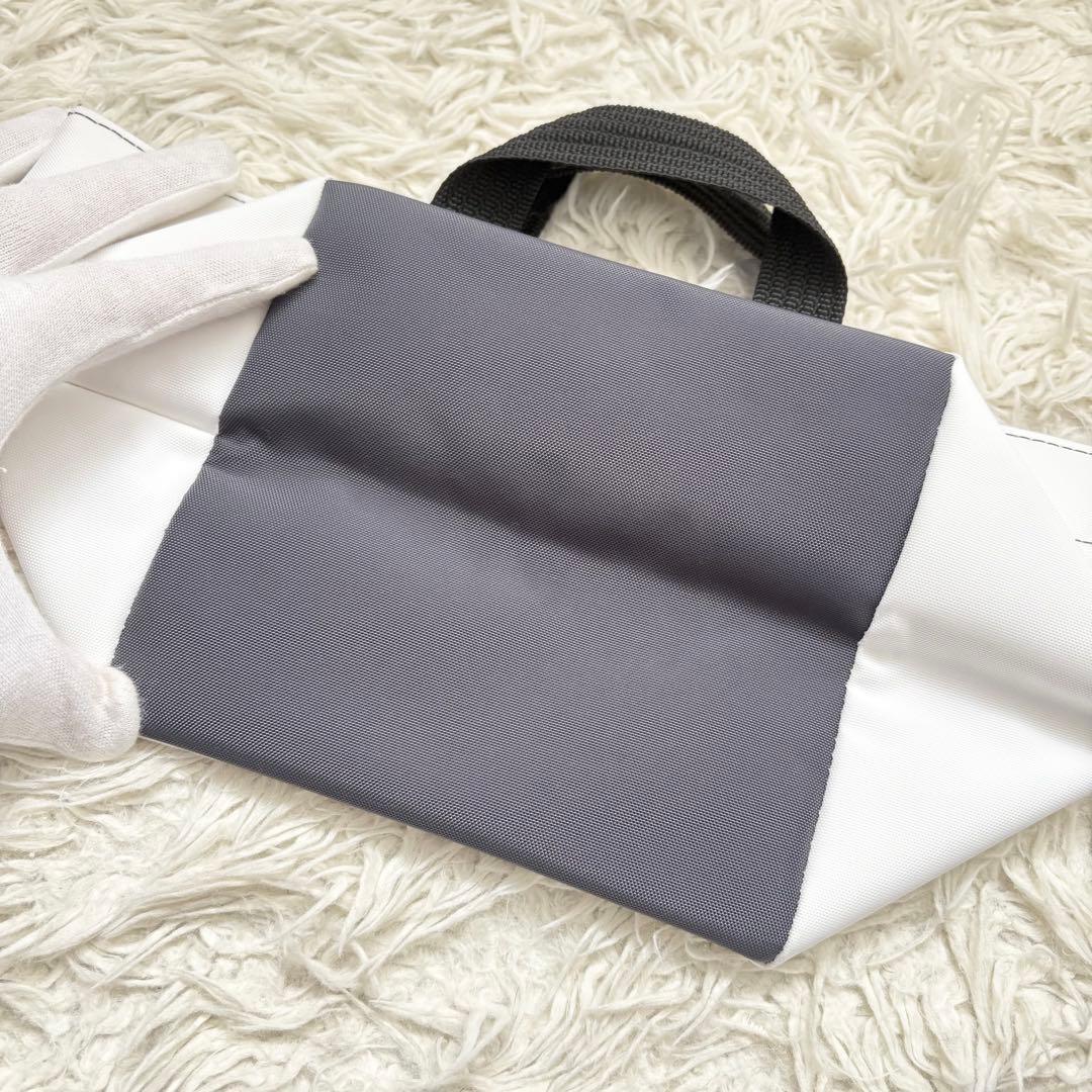 未使用級　エルベシャプリエ　舟形トートバッグ　Sサイズ　ホワイト×ブラック