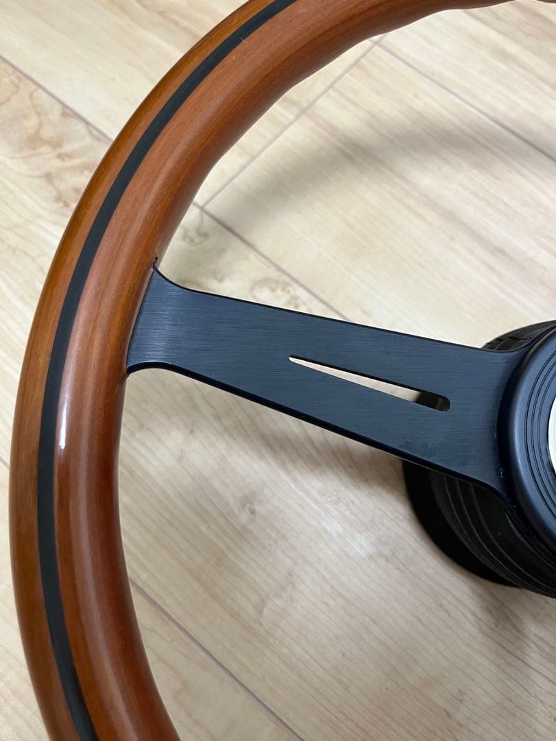 [希少]NARDI ナルディ　　　ハンドル