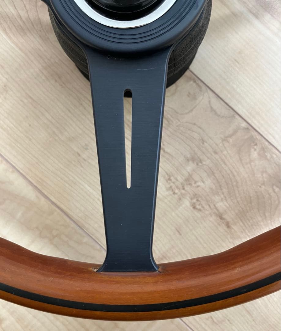 [希少]NARDI ナルディ　　　ハンドル