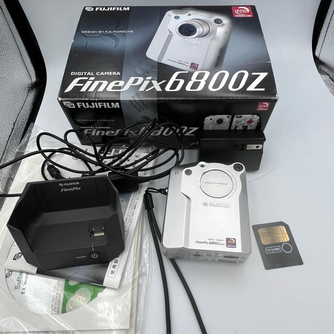 美品 Fujifilm FinePix 6800Z コンパクトデジタルカメラ