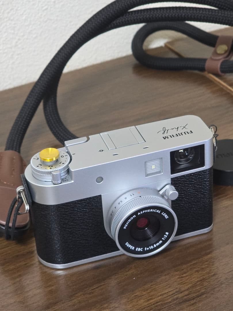 デジタルカメラ Fujifilm X Half