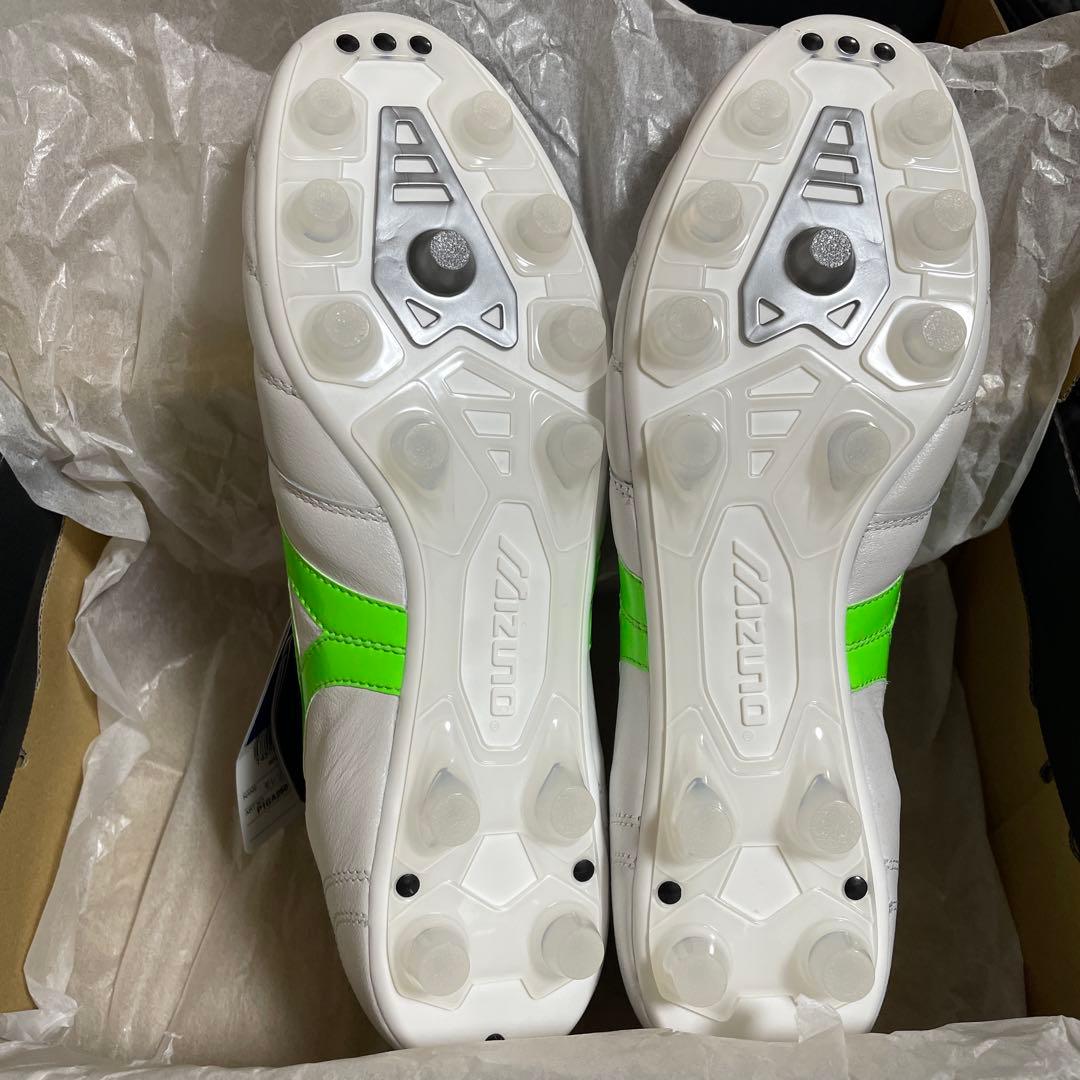 入手困難完売品　モレリア2japan スーパーホワイトパール×ネオングリーン