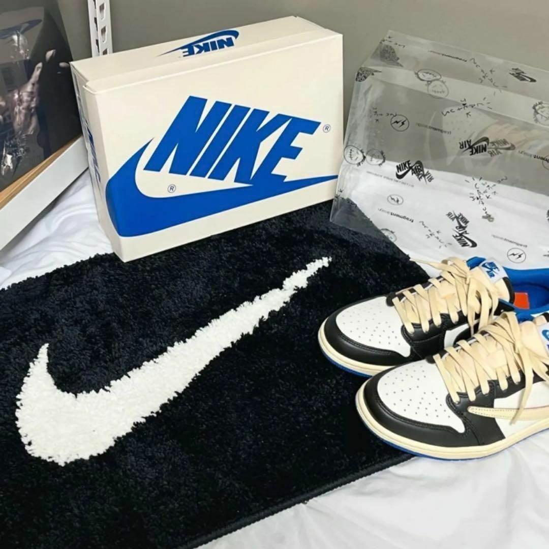 NIKE ロゴ ラグ カーペット