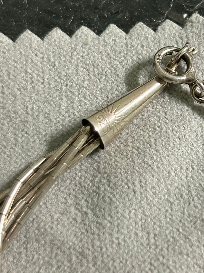 インディアンジュエリー　ブレスレット　シルバー９２５　ターコイズ　ナバホ　系