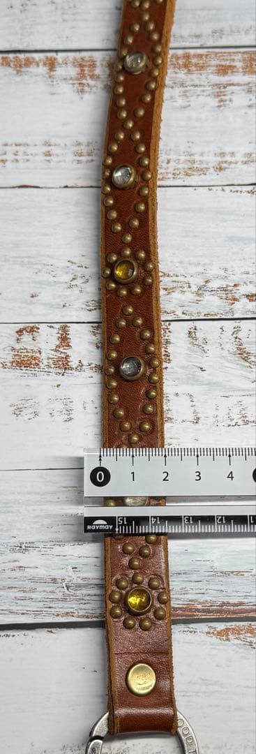 HTC ウォレットコード ストーン スタッズ ライトブラウン Ring