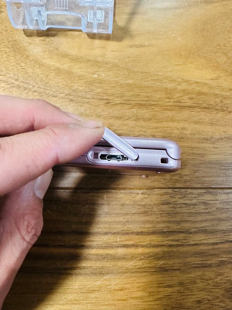 ドコモ らくらくホン F-01M 通電確認済 初期化済