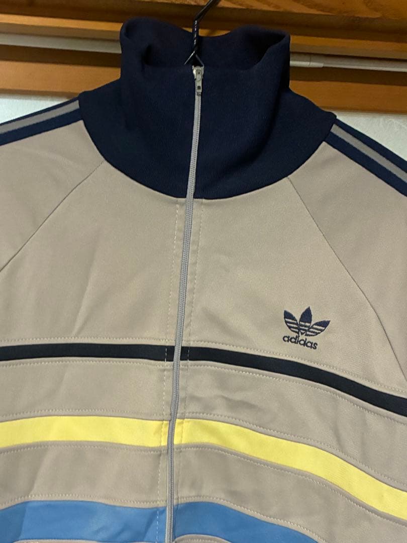 adidas トラックジャケット ヴィンテージ ジャージ　フランス製