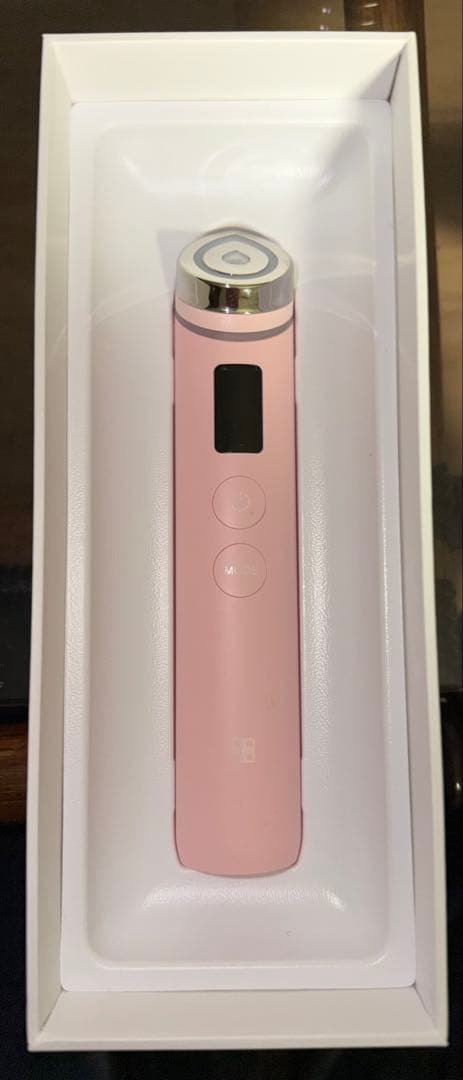 メディキューブ　ブースタープロ　美顔器　ピンク