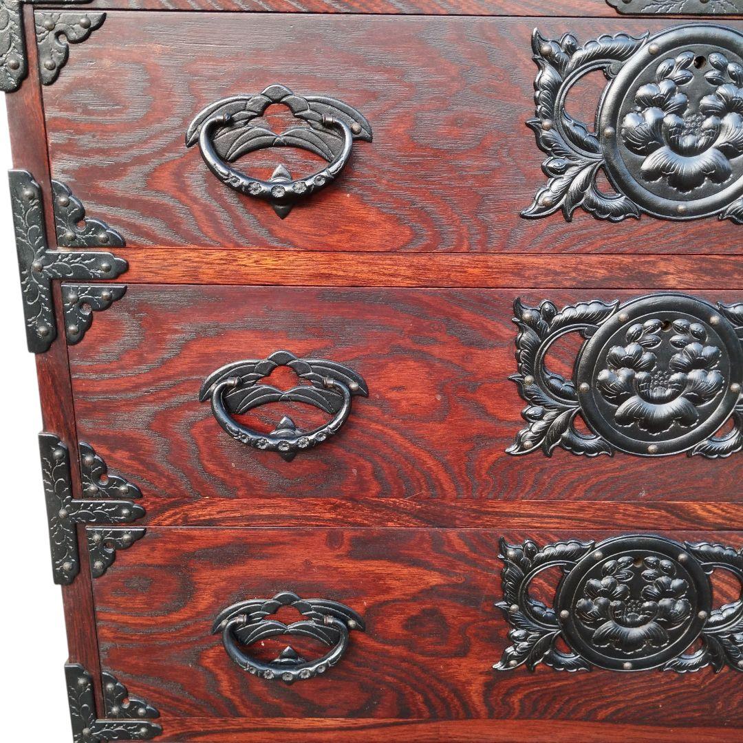 岩谷堂箪笥　南部鉄器　欅　漆塗り　チェスト　伝統工芸　整理箪笥　6段