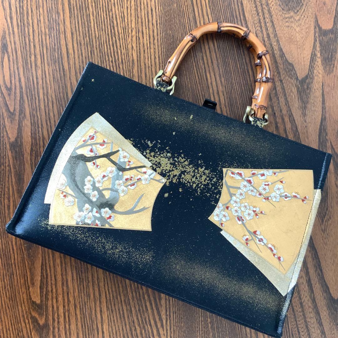 きらめく扇面に刺繍の白梅　袋帯　リメイク　バンブーハンドルバッグ　浅型マチ広め