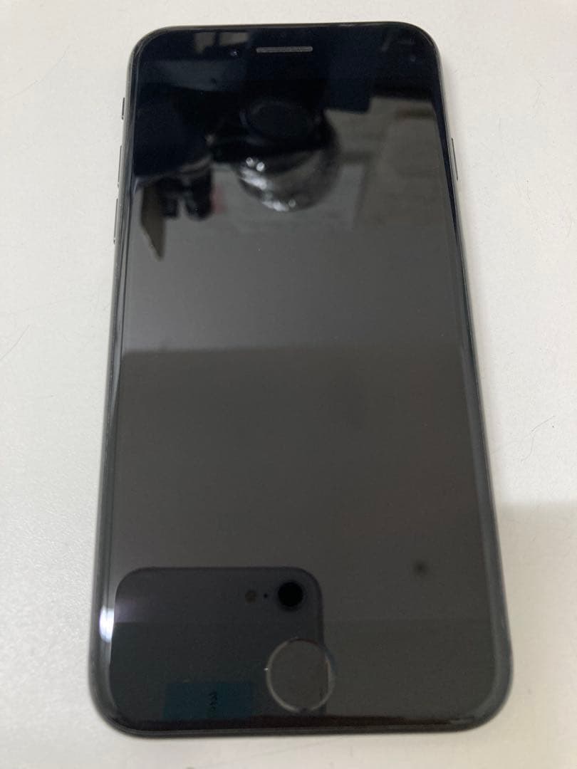 iPhone 8 64GB ブラック　SIMフリー　K1968